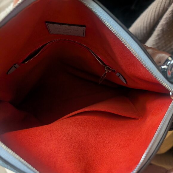 LV Monogram Mahina Baby line Chain - Picture 2 of 5